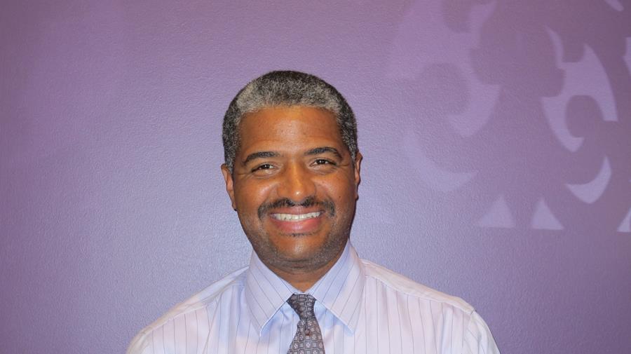 meet-dr-marlon-henderson